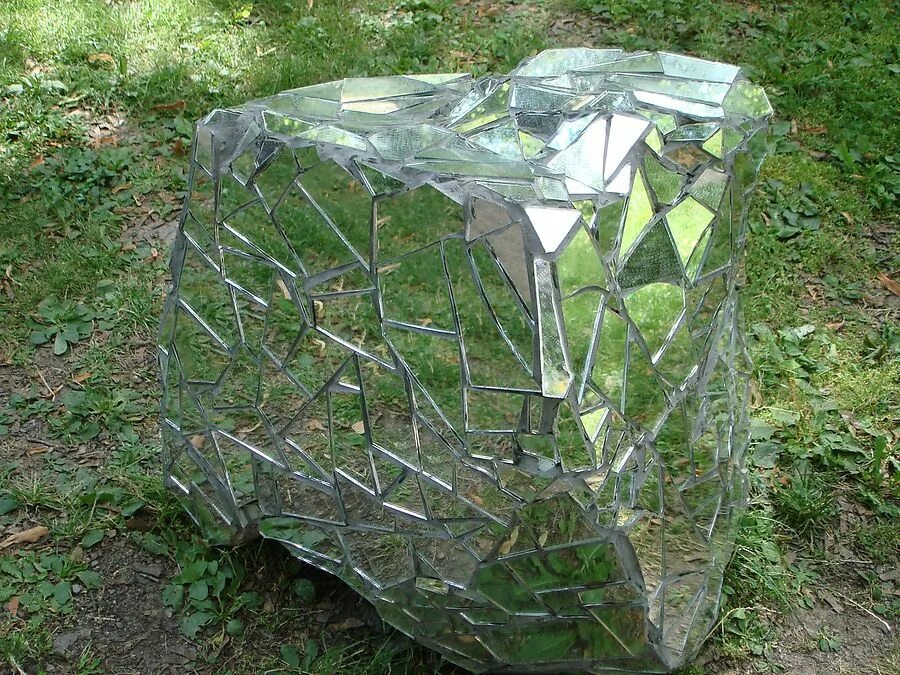 Кровавик-гематит. Кровавик-гематит. Черный кровавик камень. Тааффеит мусгравит. Фигуры из нержавейки для сада.