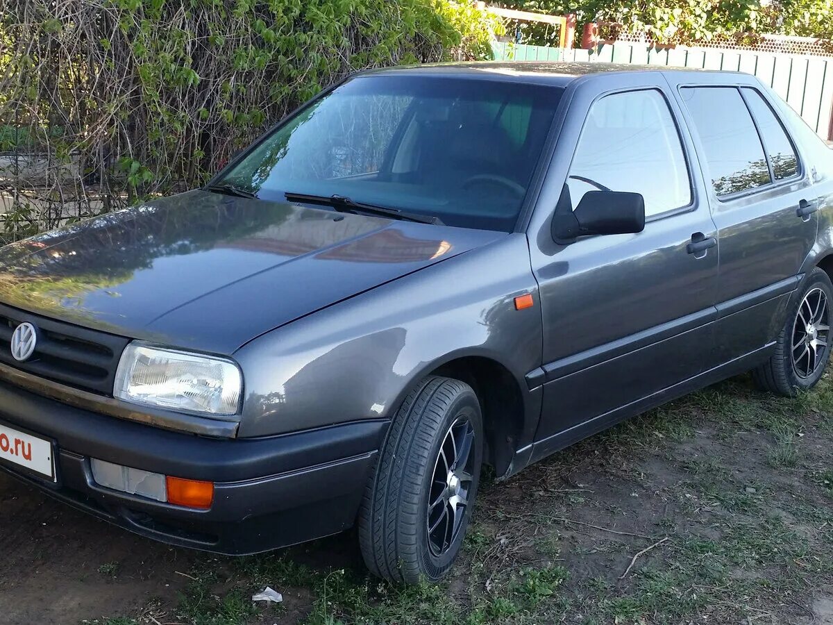 Volkswagen 1993. Вента Фольксваген 1993. Фольксваген Венто 1993 1.8. Фольксваген Венто 1998. Фольксваген Vento 1991-1998.