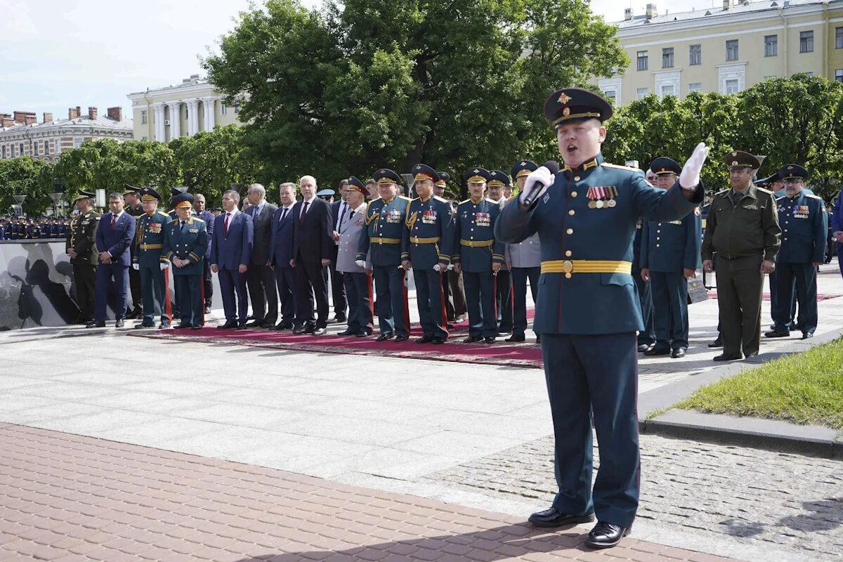 Выпуск офицеров 2022 МВАА. МВАА Санкт-Петербург выпуск 2022. Выпуск офицеров ВМЕДА 2022. Выпуск 2022 Михайловская Академия. Михайловская академия сайт