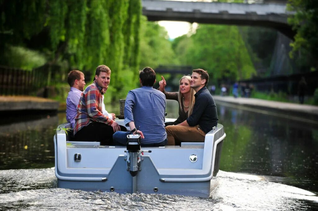 Go boating перевод