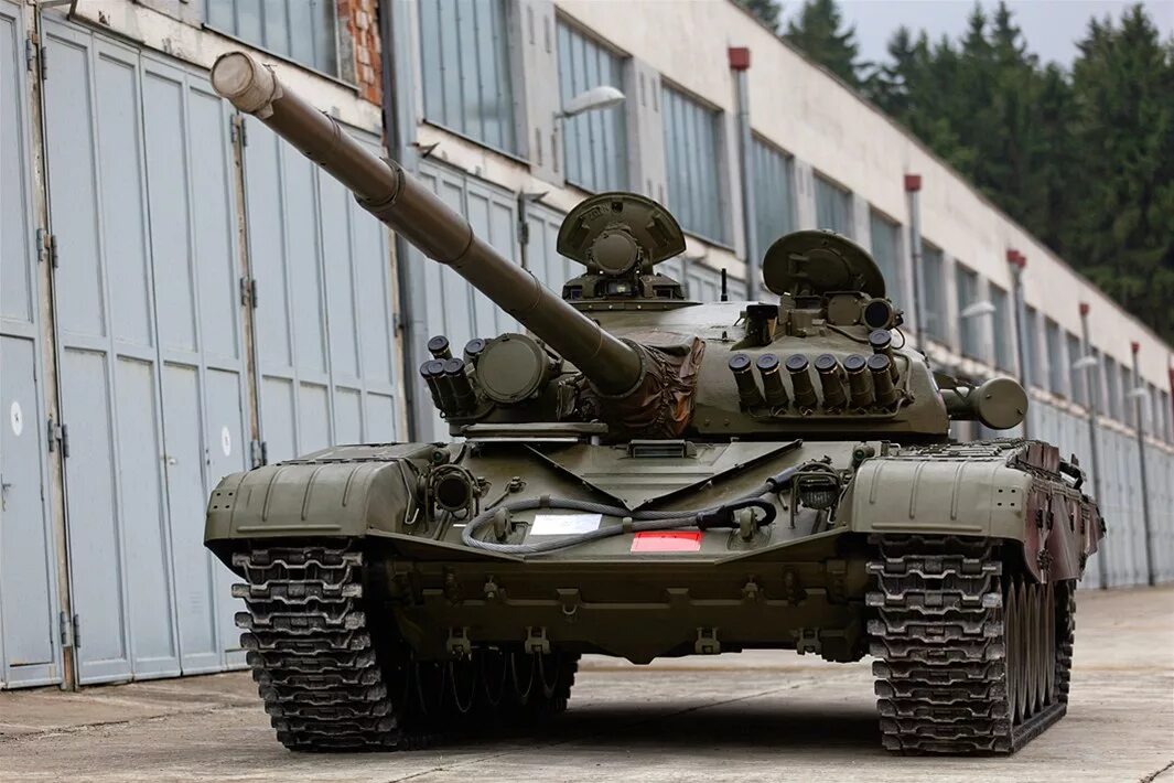 Модернизированный т-72б3. Т72 нато. Т-72б. Танк т-72б. Т 72 11.