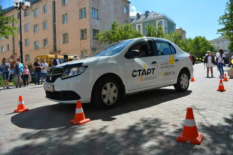 Автошкола старт Дзержинск Самохвалова. Автошкола старт Дзержинск. Автошкола старт автодром. Старт группы в автошколе.