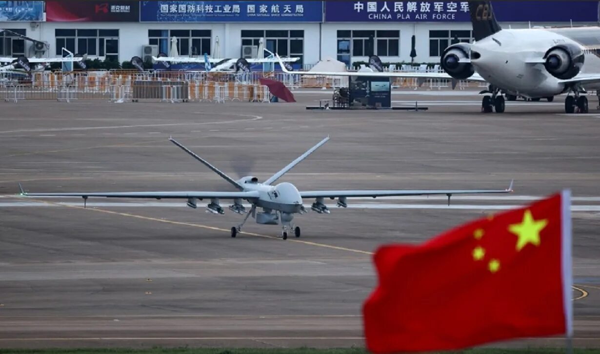 Военные беспилотники. Китайские военные БПЛА. Беспилотный самолет Китай. Китайский БПЛА Ch-4.