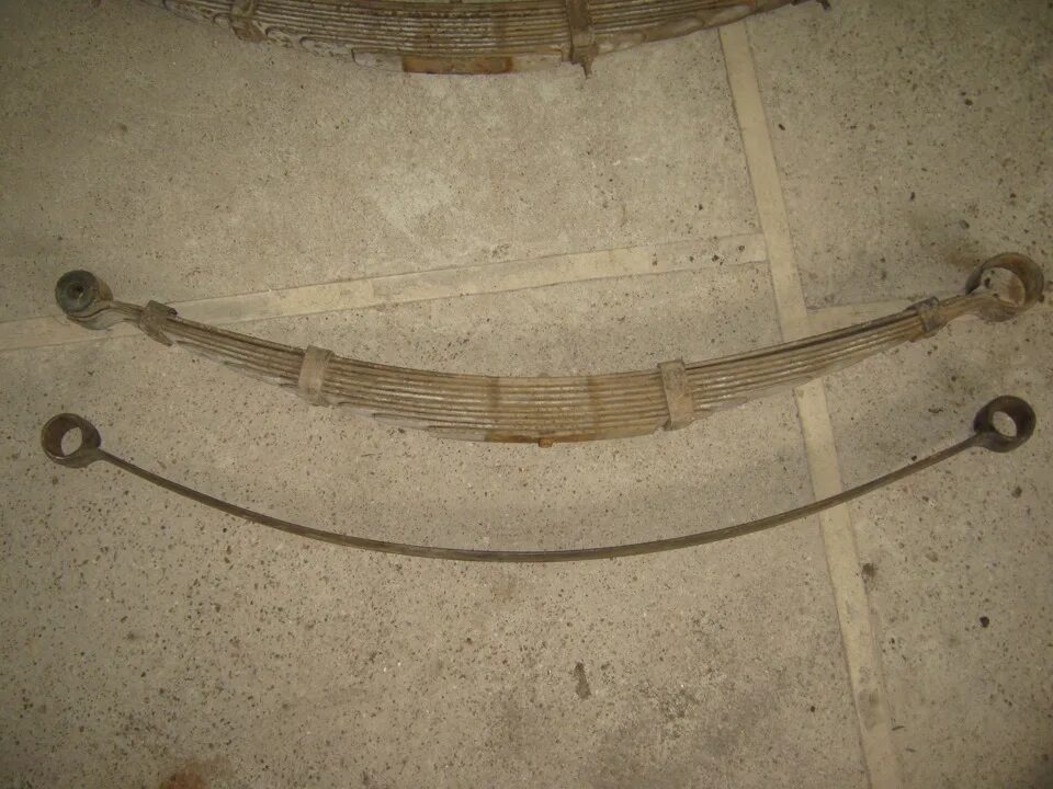 Коренной лист рессоры митсубиси л200. Коренной лист передней рессоры исузу форвард. Рессора 3302-2902015 2х лист. Рессоры газ 69 116 см. Рессора рено мастер.