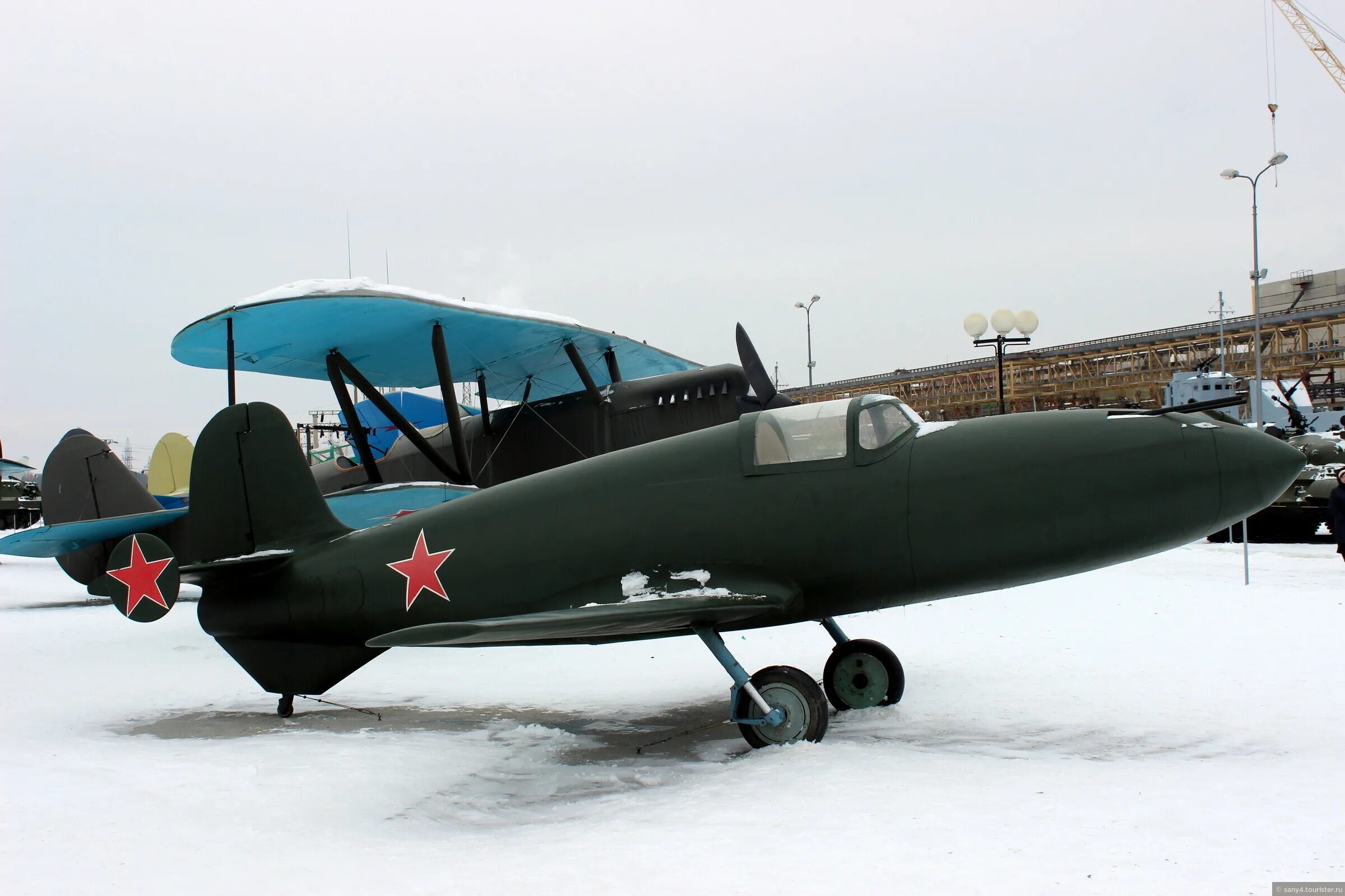 Bi first. Би-1 самолет Бахчиванджи. Самолет Бахчиванджи би 2. Первый Советский реактивный самолёт би-1.. Реактивный самолет би-1.