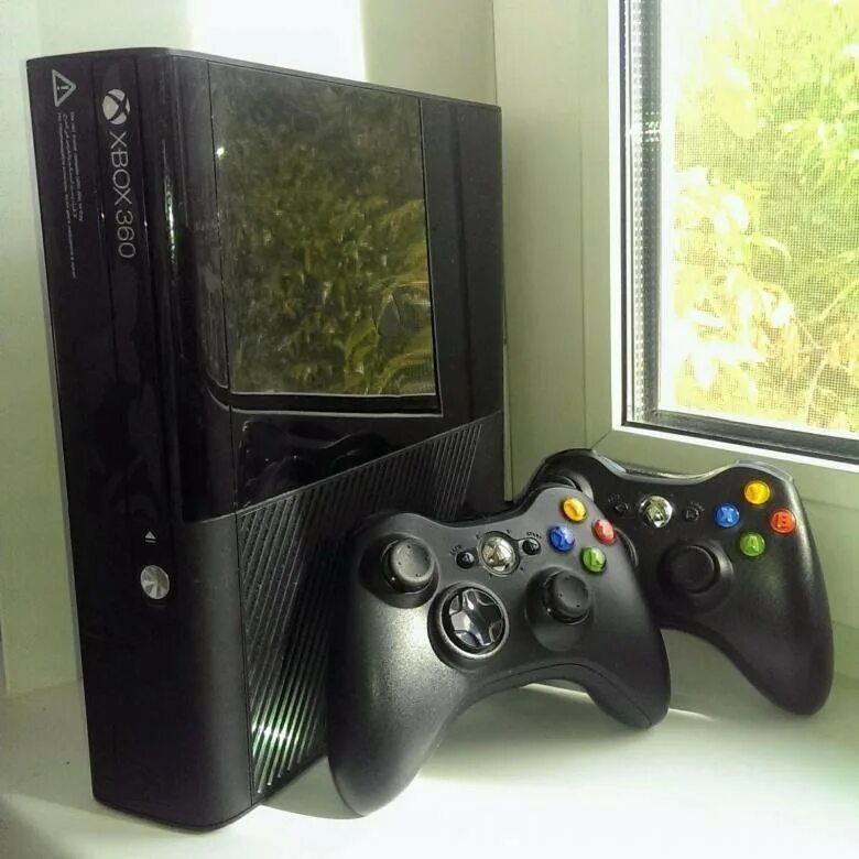 Xbox 360 e. Приставка Xbox 360. Xbox 360 s. Игровая приставка Икс бокс 360. Купить xbox 360 4
