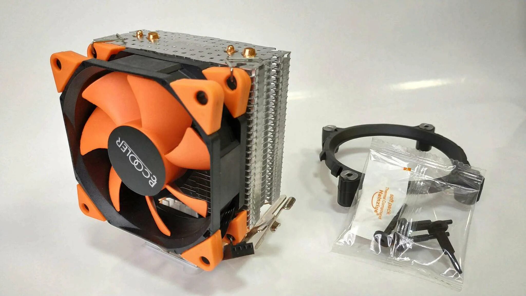 Какой кулер взять для i5. Кулер для процессора pccooler s88. кулер для процессора pccooler s123e. кулер для процессора pccooler s122. кулер для процессора pccooler s93+.