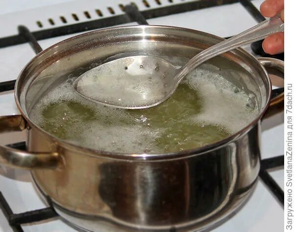 Горячим рассолом