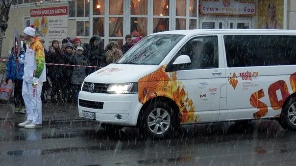 Маршрутка архангельск онега. Такси Онега Архангельск. Фольксваген Северодвинск Онега. Фольксваген Онега-Архангельск-Онега. Volkswagen Онега-Архангельск.