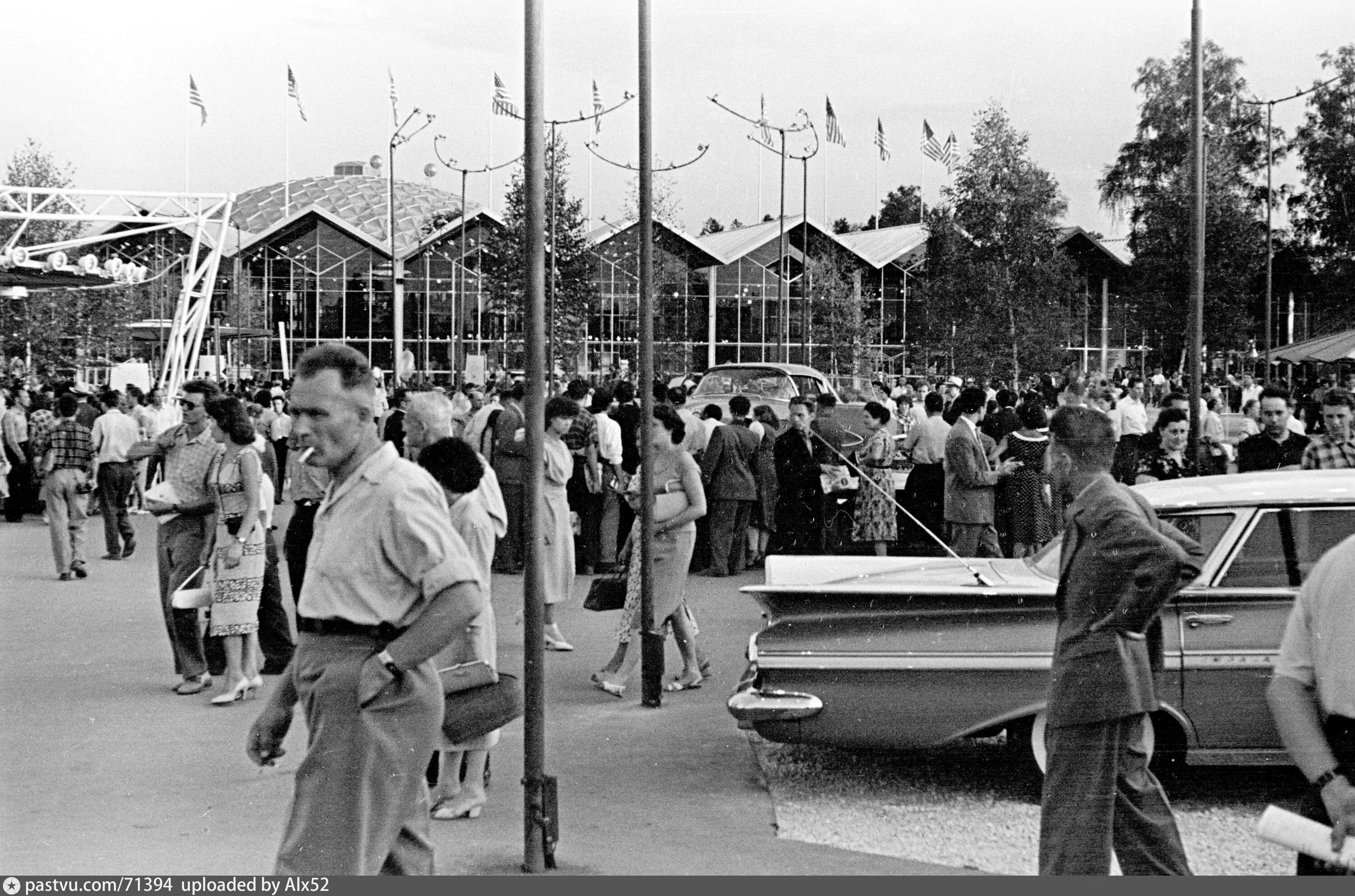 События 1959 года в ссср. Выставка 1959 года в Сокольниках. 1959г. Американская выставка в Сокольниках. Американская Национальная выставка в Москве 1959. Американская выставка в СССР 1959.