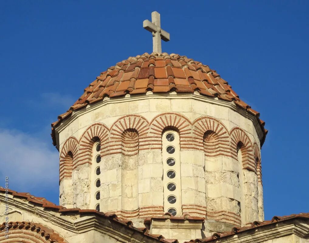 христианский храм в византии. храмы крыма шлемовидные купола крыма. православная церковь в риге. храм купол византийский стиль. византия архитектура софия.