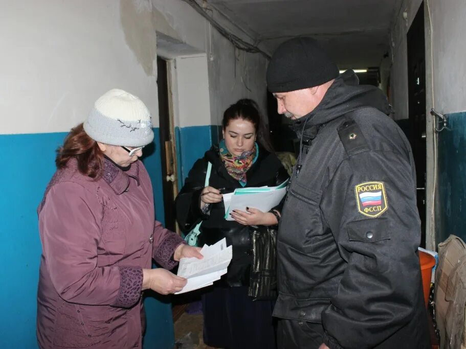 Приставы красноармейский. Приставы красноармейский. Врио начальника отделения старшего судебного пристава. Красноармейское районное отделение судебных приставов. Красноармейское росп волгоград.