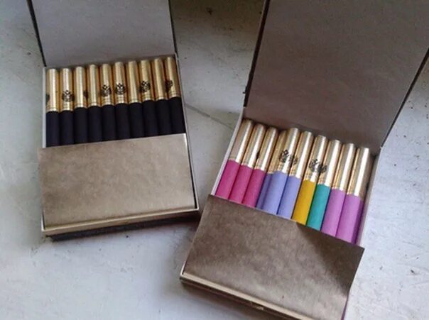 Собран сигареты. Портсигар Sobranie Black. Сигареты Sobranie Black. Сигареты Sobranie London since 1879. Сигареты Sobranie Colors.