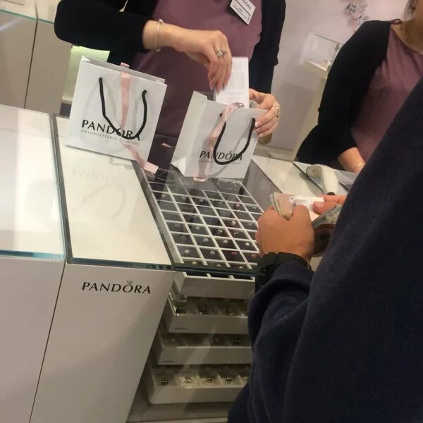 Pandora park челябинск. Пандора комсомольский 2 челябинск парк. Детская площадка пиратский корабль. Пандора парк челябинск. Мусина пандора казань.