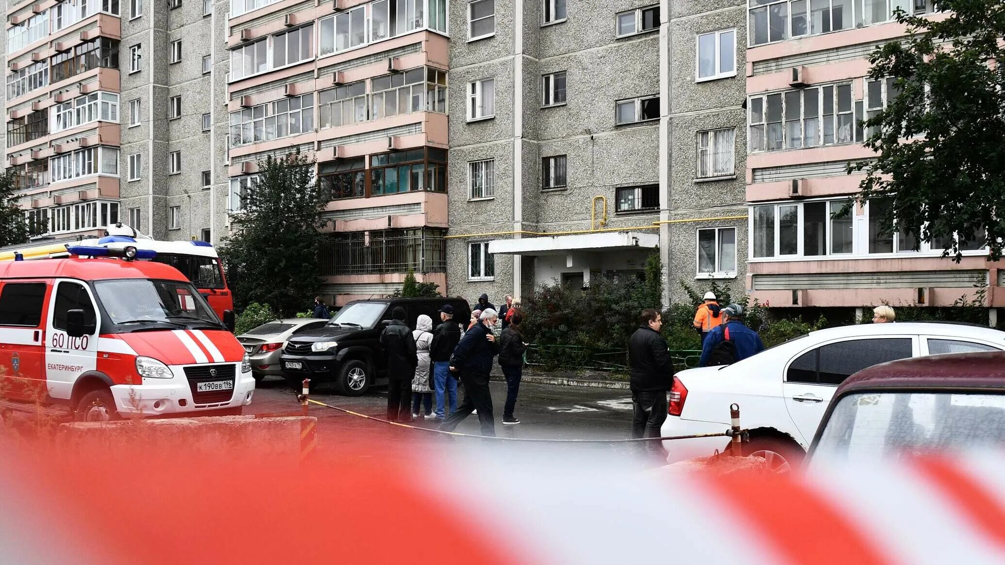 Взрывы в симферополе сейчас. Обстановка в Екатеринбурге. Порыв газа Симферополь. Взрывы в Крыму 30 минут. Взрыв газа в селе Денисовке Крым 8.05.2022г..