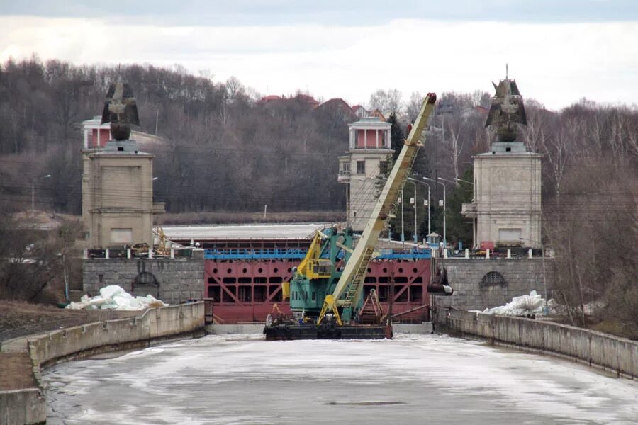 Шлюз Яхрома. Яхрома канал. Яхрома город. Город Яхрома Московская область. Икша яхрома