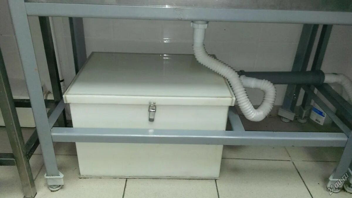 Жироуловитель evo stok 1. Жироуловитель для канализации. 1-80. Жироуловитель из полипропилена жкп-40 520х370х370. Жироуловитель биозон 3,6-240.