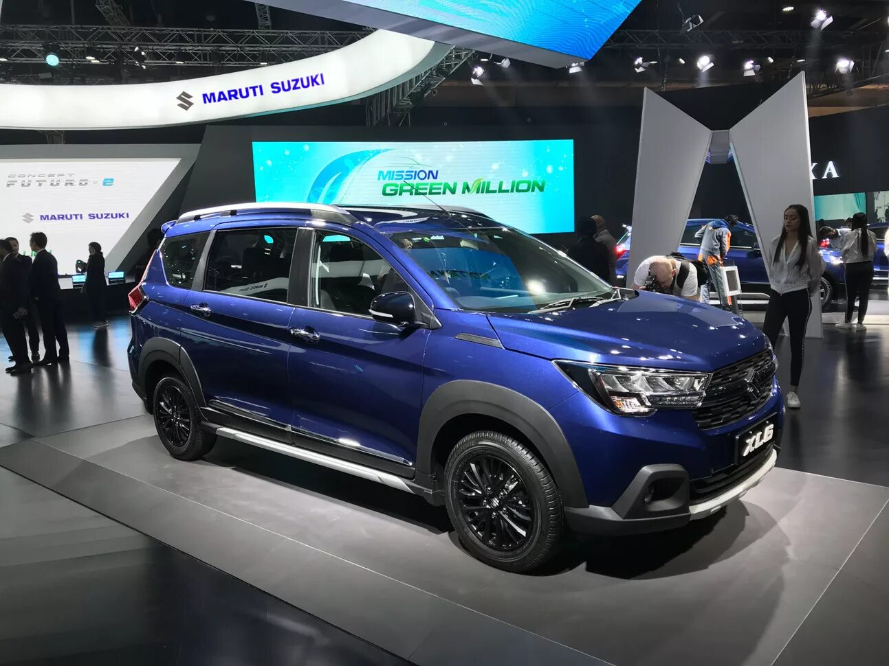 Внедорожники до 1000000 рублей. 7 Местные кроссоверы 2021. Suzuki 7 местный кроссовер. 7-Местные авто 2020. Лучший кроссовер.