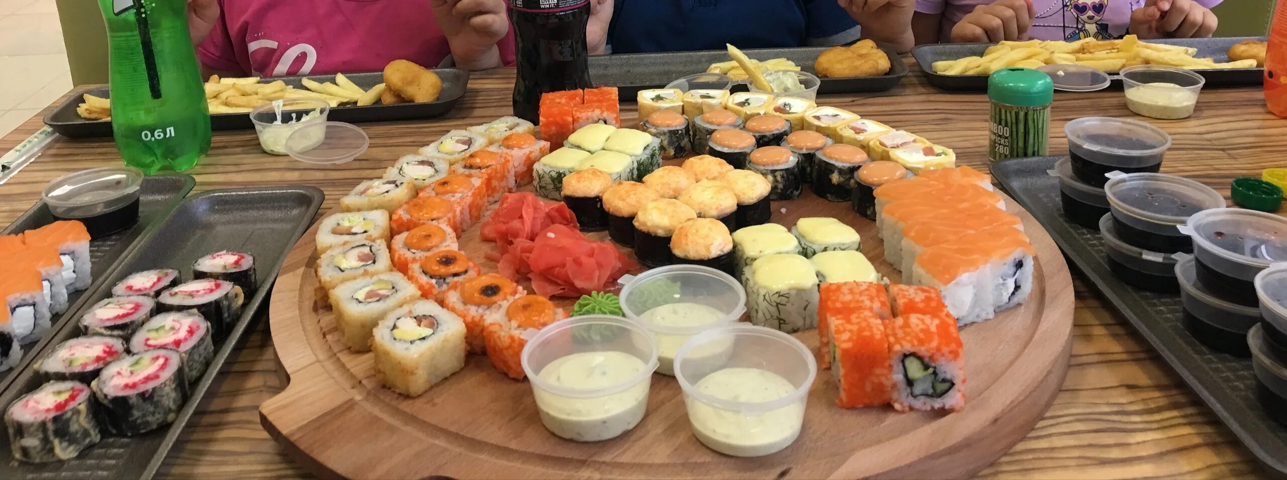 бочонок еманжелинск суши. жи ши суши еманжелинск. жи ши суши меню. жи ши суши сатка. жи ши еманжелинск.