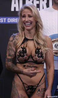 Slideshow ebanie bridges topless.