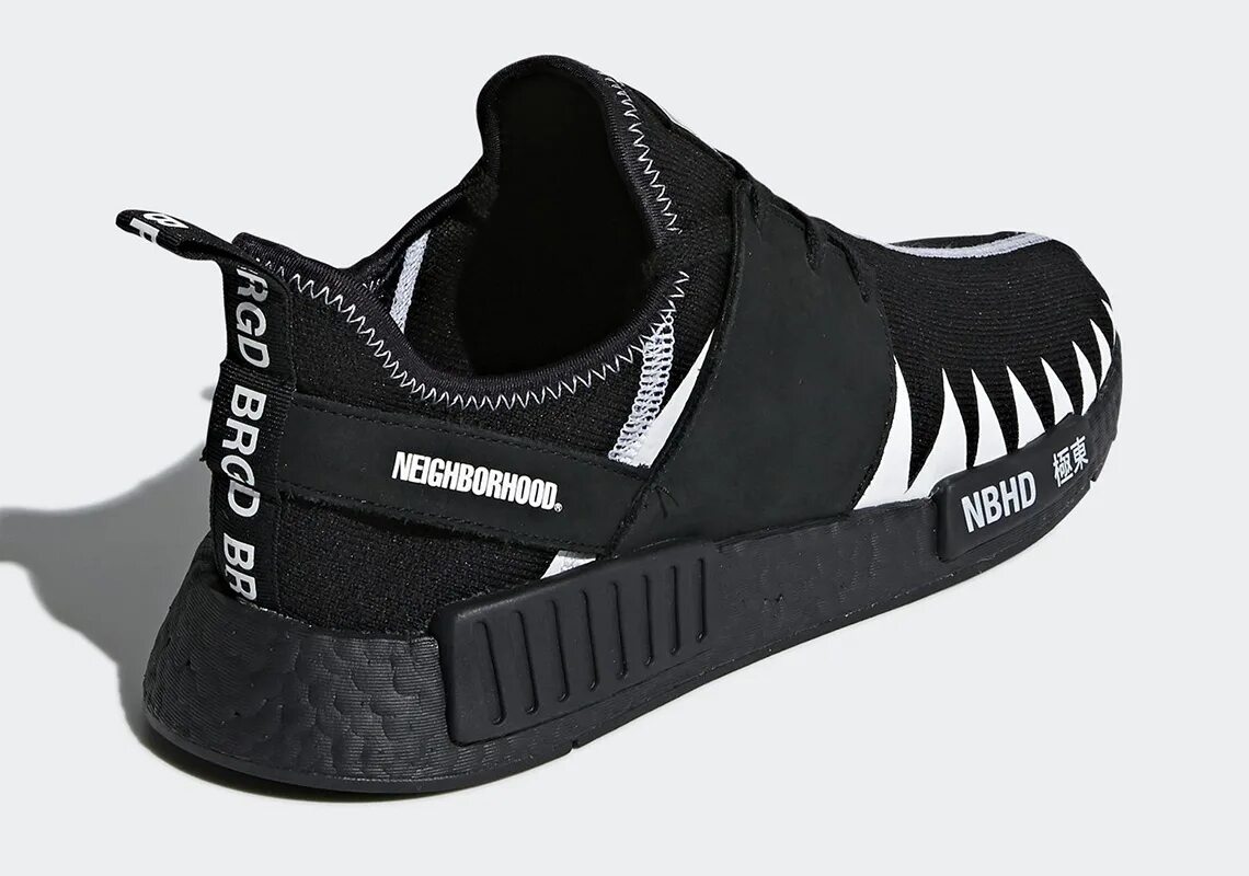 Кроссовки правильной формы. Adidas NMD r1 женские. Кроссовки adidas NMD Japan. Кроссовки женские adidas NMD_r1. Кроссовки адидас 2018.