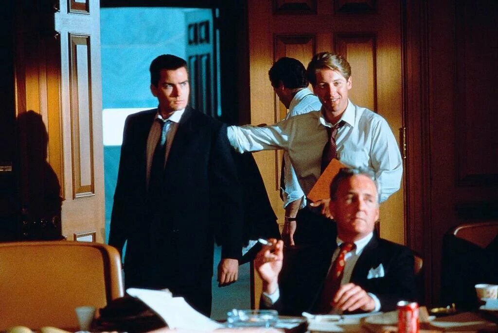 чарли шин уолл стрит. уолл стрит сюжет. уолл стрит сюжет. Djkr c ejkcnhbn. волк с уолл стрит 4к.