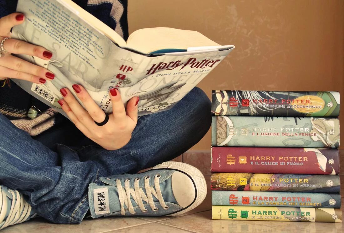 Читаем на англ. Чтение книг на английском. английская книга читать. чтение книг о гарри поттере. чтение иностранных книг.