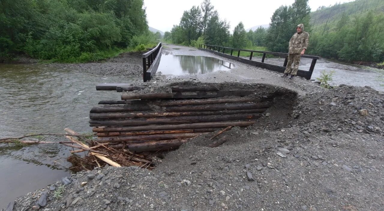 Погода береговой амурская зейский. Береговой Зейский район Амурская. Бомнак Зейский район Амурская область. Алгач Зейский район Амурская область. Поселок Огорон Зейский район Амурская.