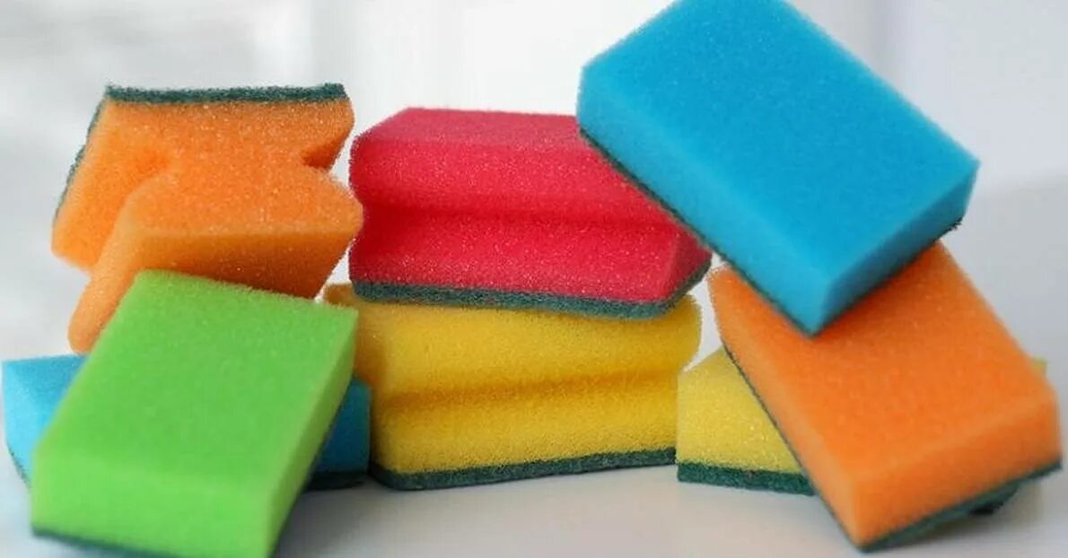 Губки для посуды цветные. Разноцветные губки для посуды. Губка поролоновая для мытья посуды. Разноцветные губки. Цвета губки для мытья посуды