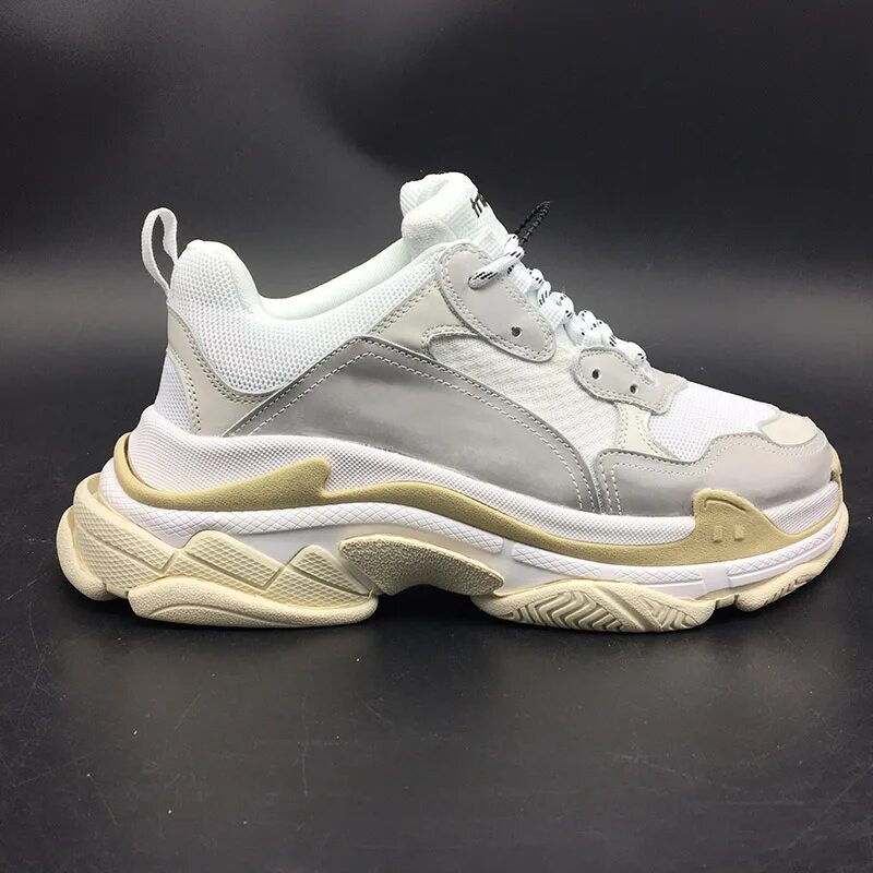 Triple s кроссовки. Баленсиаги трипл s. Balenciaga 3s. Баленсиага трипл 3. Кроссовки Баленсиага 2019.