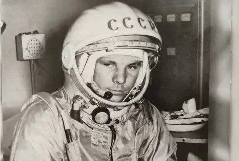 1 полет юрия алексеевича гагарина