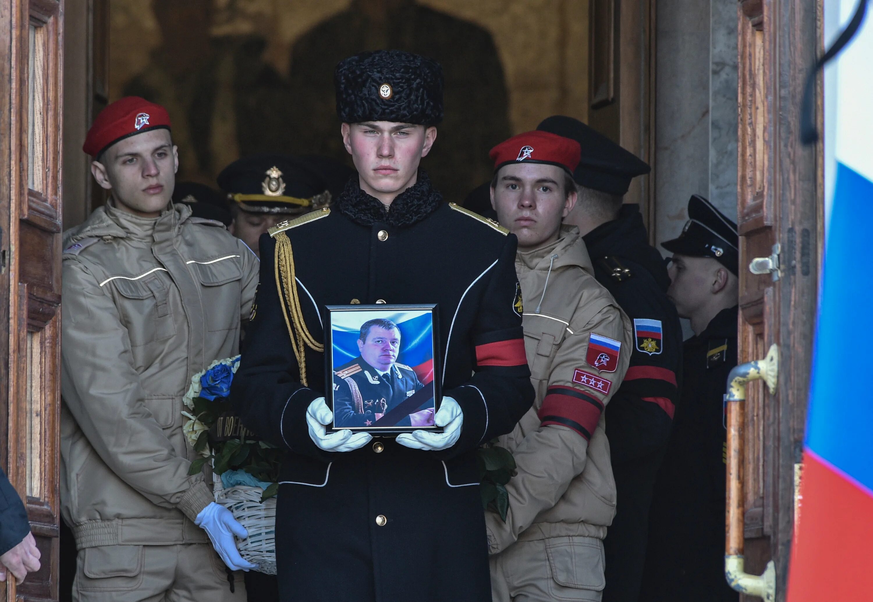 Россия украина сегодня мнение экспертов. Похороны зам командующего Черноморским флотом.
