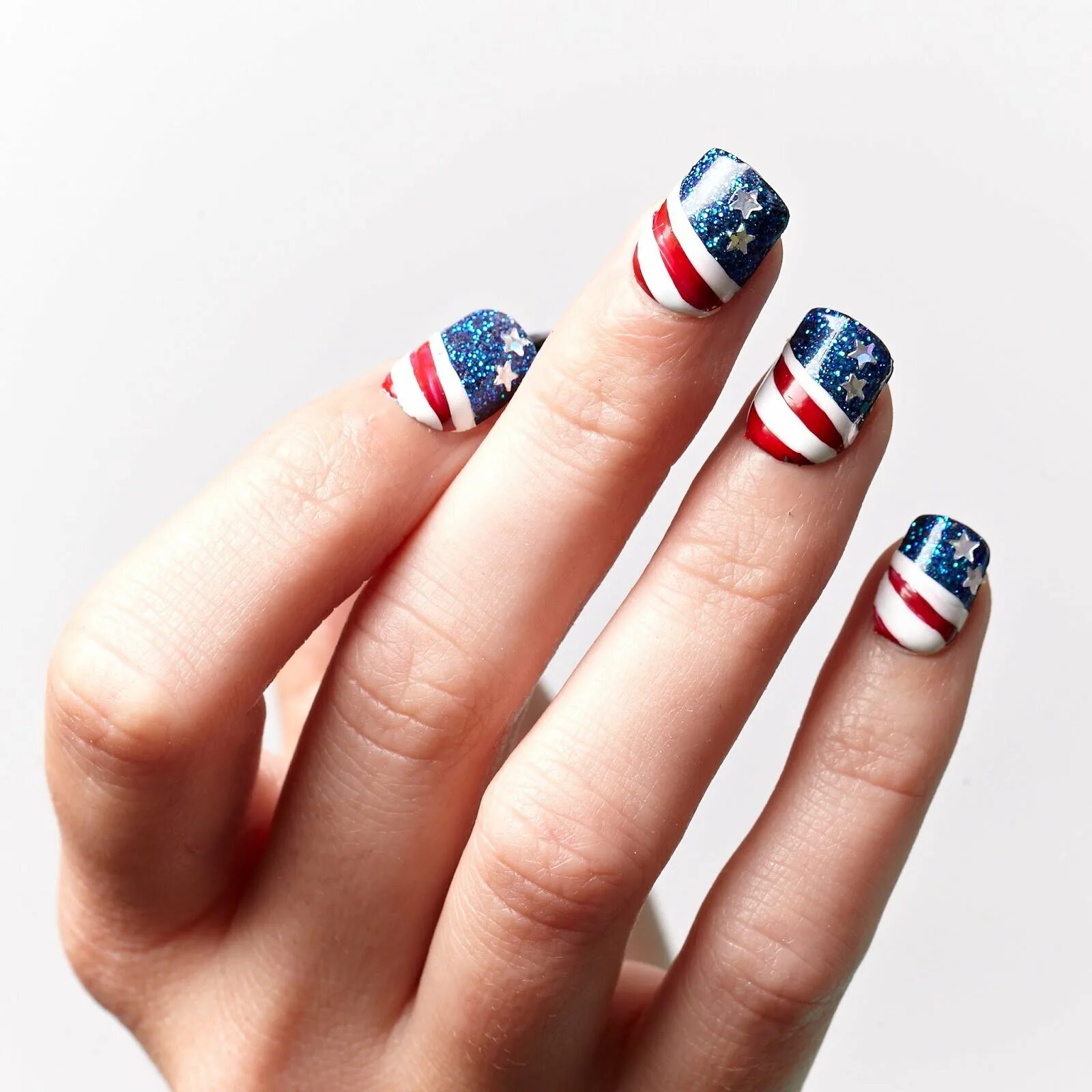 Маникюр в америке. Маникюр в америке. Американский маникюр. Нэилс американ. Американский маникюр.
