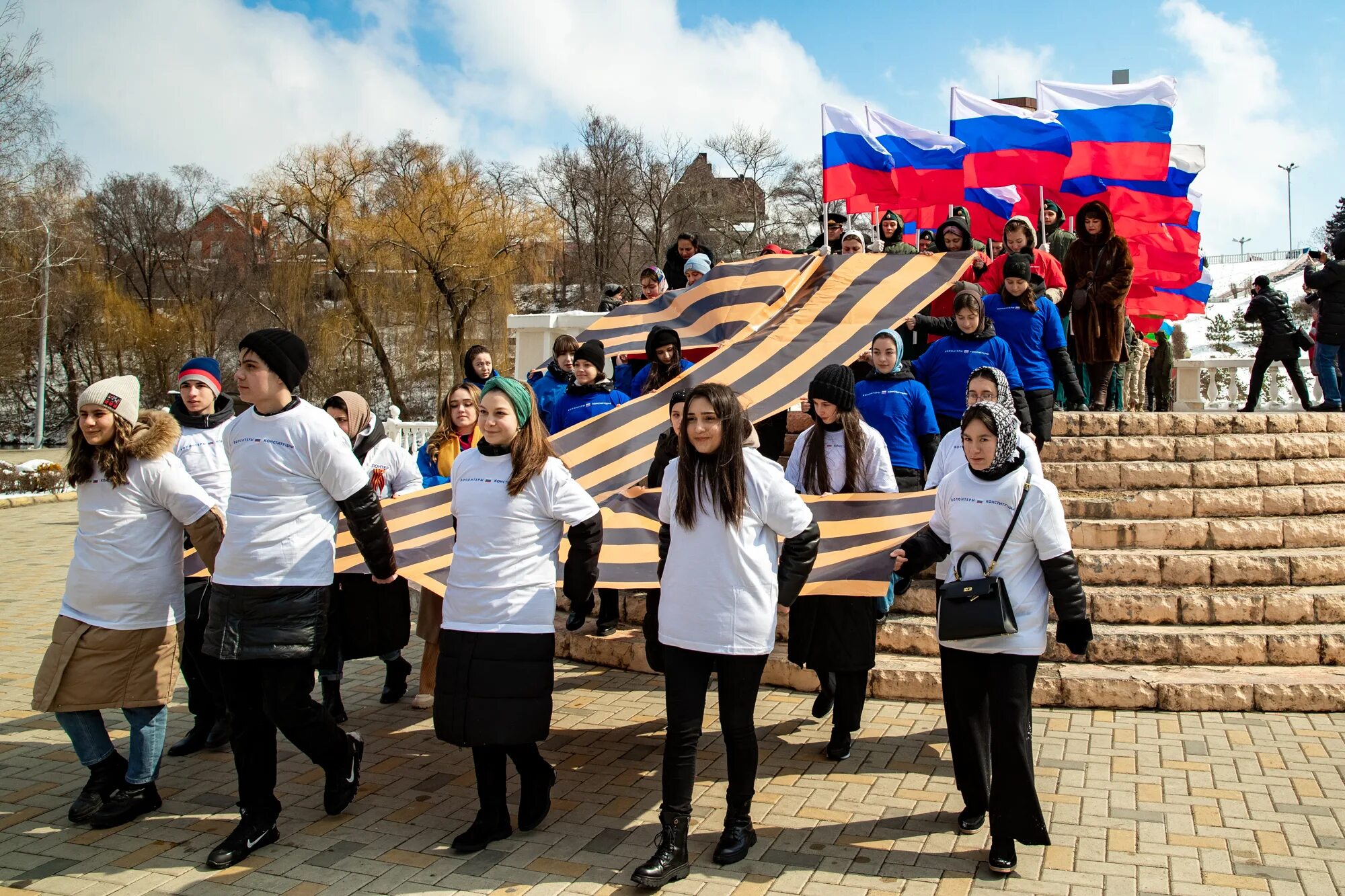 Крымчане о присоединении к россии. Концерт посвящённый воссоединению Республики Крым. Присоединение Крыма к России 2014. Празднование присоединения Крыма.