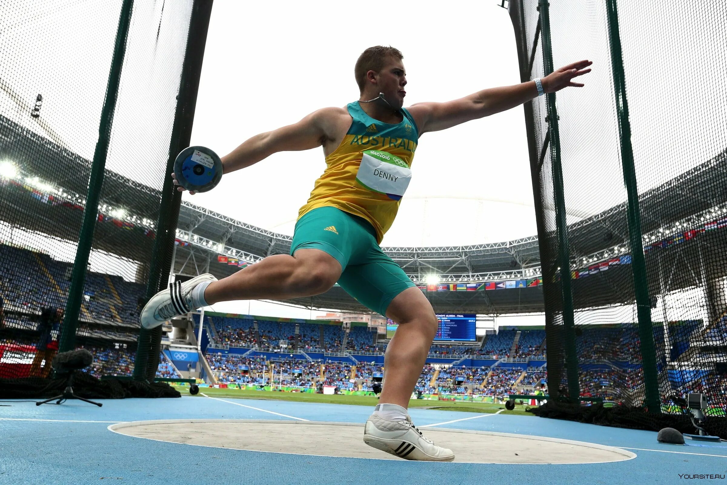 Метание диска в легкой атлетике. Виргилиюс алекна. Метание круга. Кристиан чех метание диска. Метание диска в легкой атлетике.