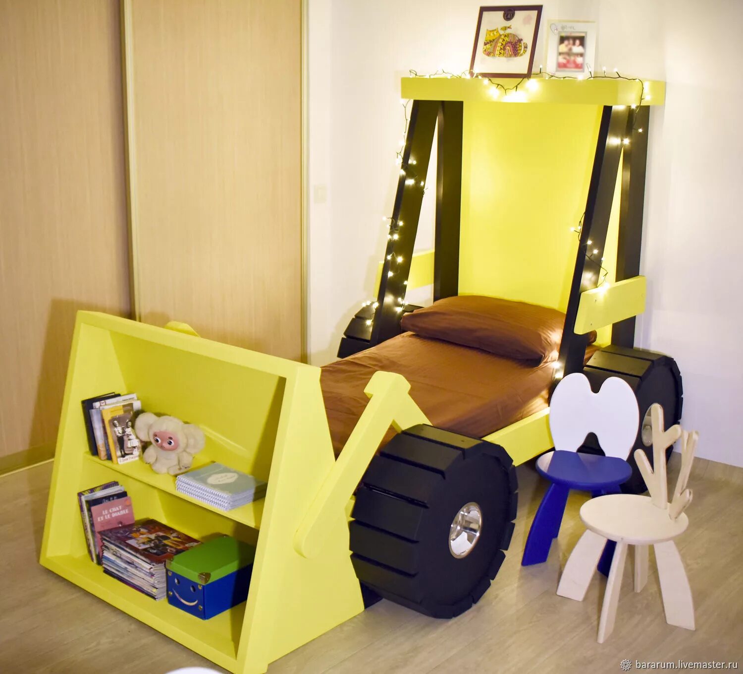 Детская кровать трактор. Кроватка бульдозер детская. Кровать экскаватор детская. Детская кровать трактор. Детская кровать трактор.