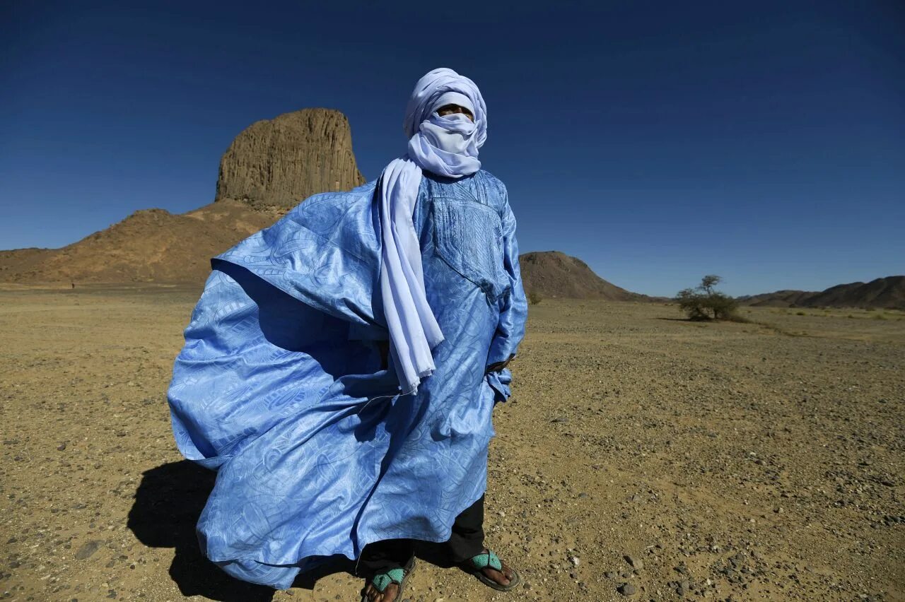 Верхняя одежда бедуинов 6 букв. Туареги Ахаггара. Туареги Марокко. Бедуины туареги. Берберы туареги бедуины.