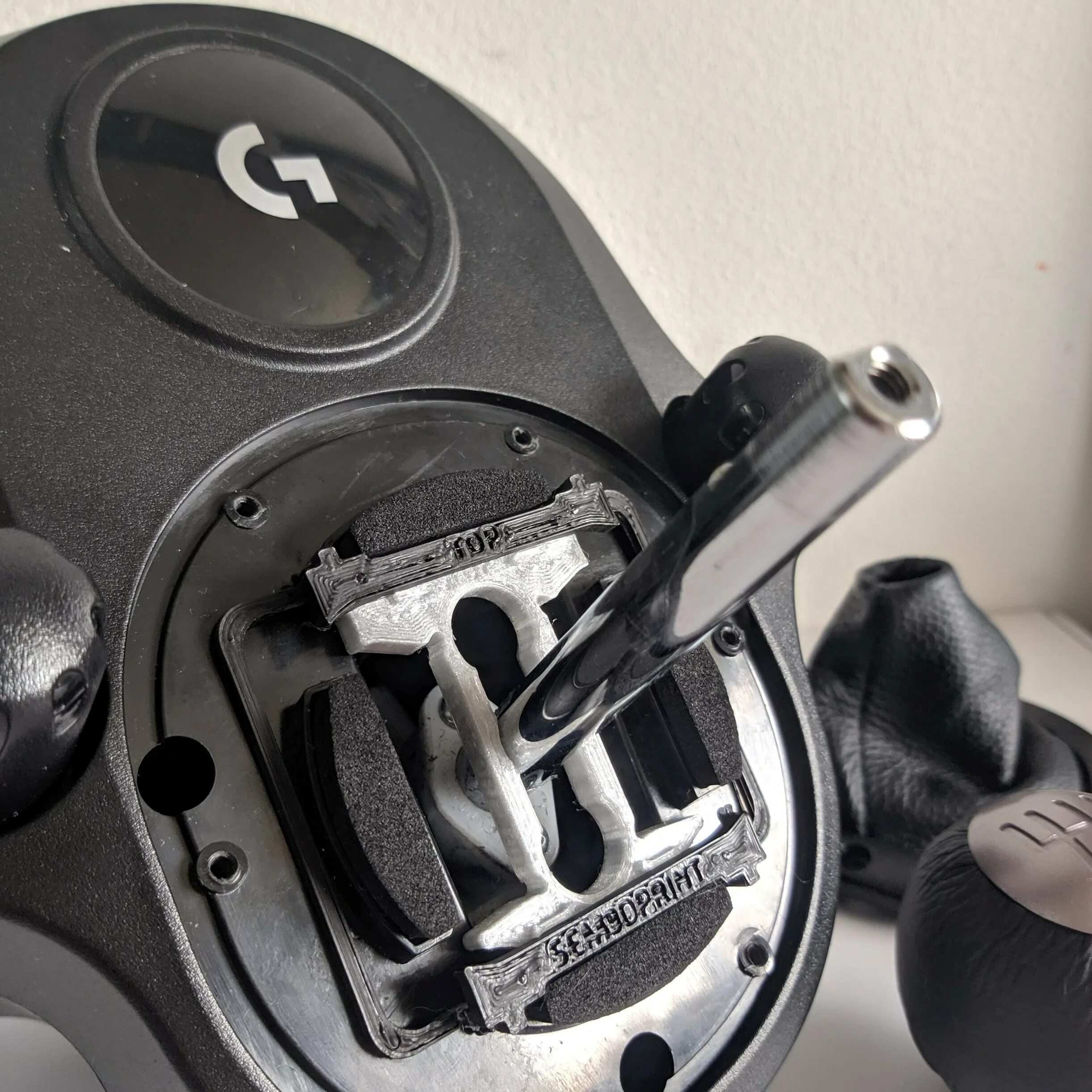 Logitech shift. Logitech g29 shifter. коробка передач logitech driving force shifter. шифтер logitech g29 изнутри. logitech g driving force shifter.