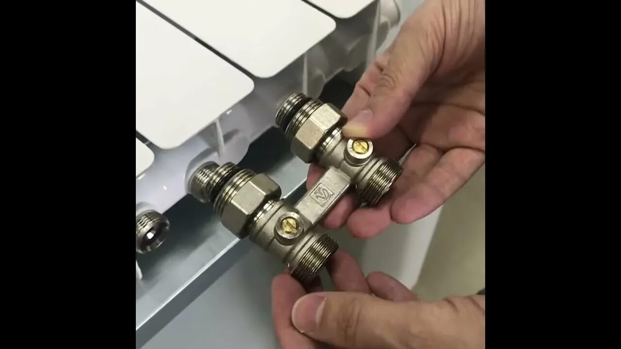Valtec подключение радиаторов Узел нижнего подключения для радиатора фото