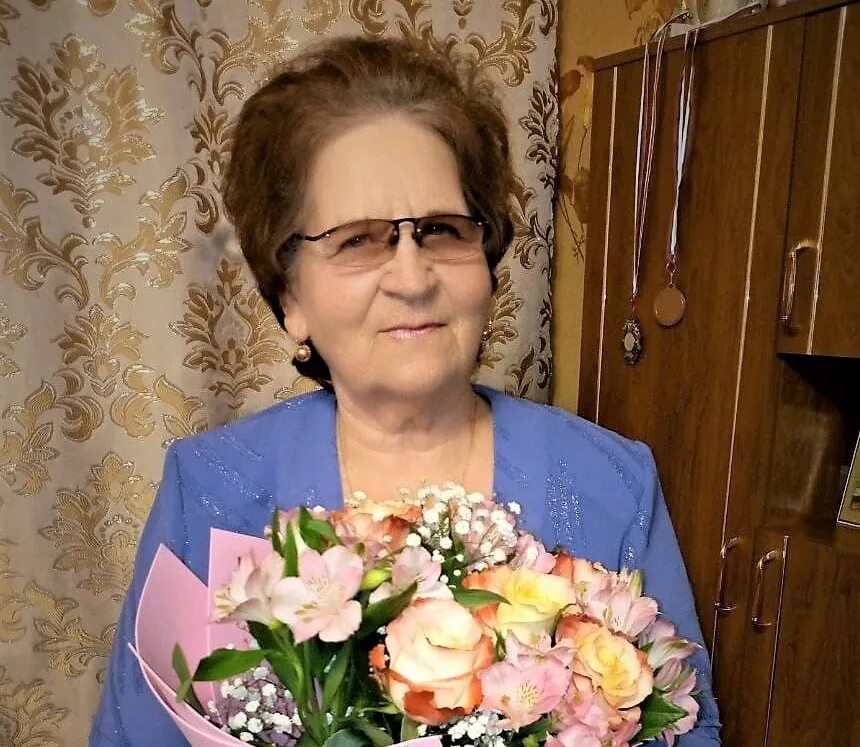 А М Виноградова педагог. Матери 75 лет