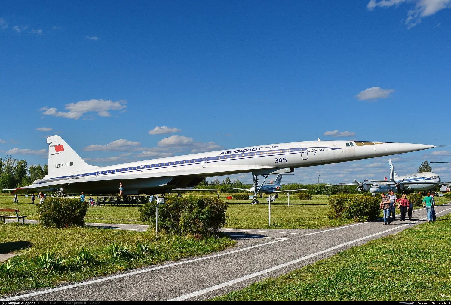 Окб туполева ту-144. Самолёт tupolev tu 154. Ту сверхзвуковой пассажирский самолёт ту-144. Ту 144 самолет туполева. Какие самолеты туполева.