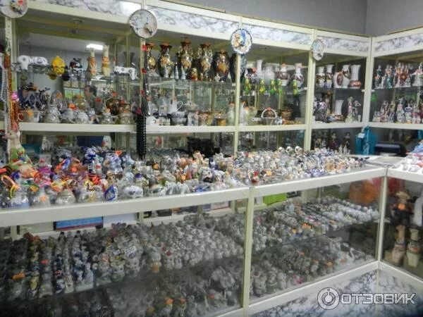 Кисловодский фарфор кисловодский. Фарфоровые игрушки кисловодск. Сувениры из кисловодска. Фарфоровый завод феникс кисловодск. Магазин фарфора в кисловодске.