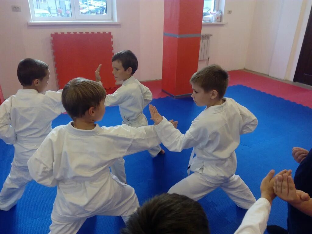 дзержинский секции для детей