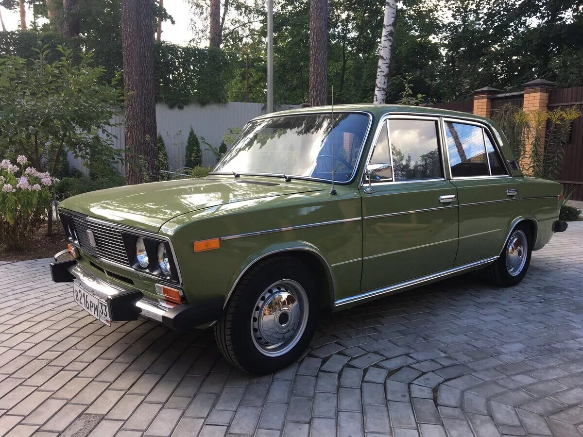 ВАЗ 2106 олива. ВАЗ 2106 зеленая. ВАЗ 2106 зеленый 1979. ВАЗ 2106 зеленая СССР.
