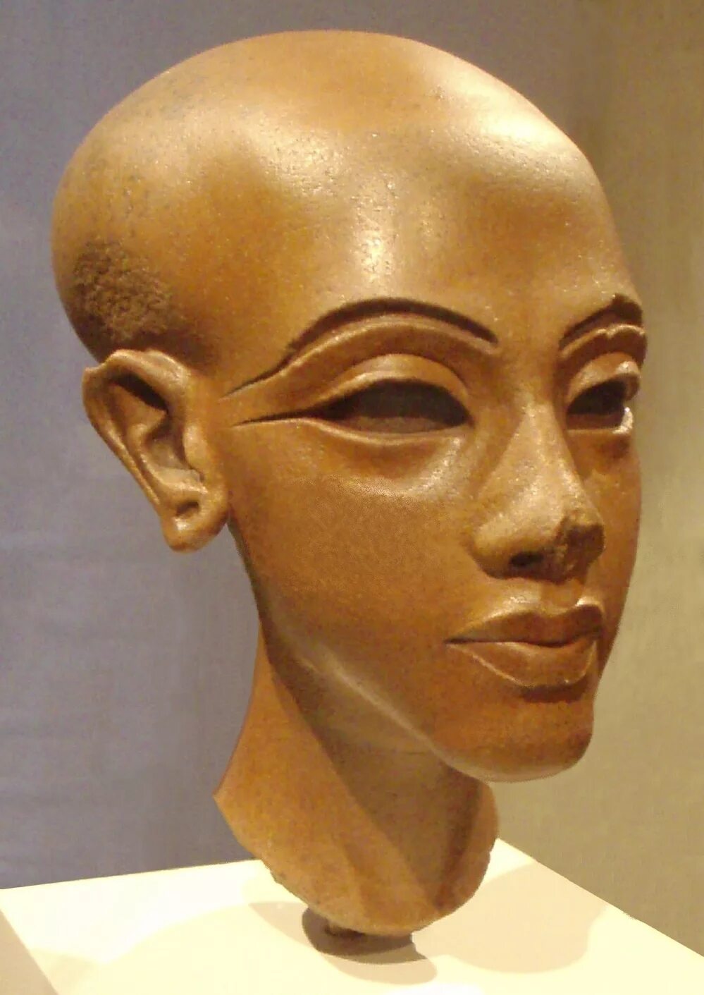 Кийа царица египта. Макетатон. Портрет меритатон. Фараон эхнатон. Фараон аменхотеп 3 статуя.