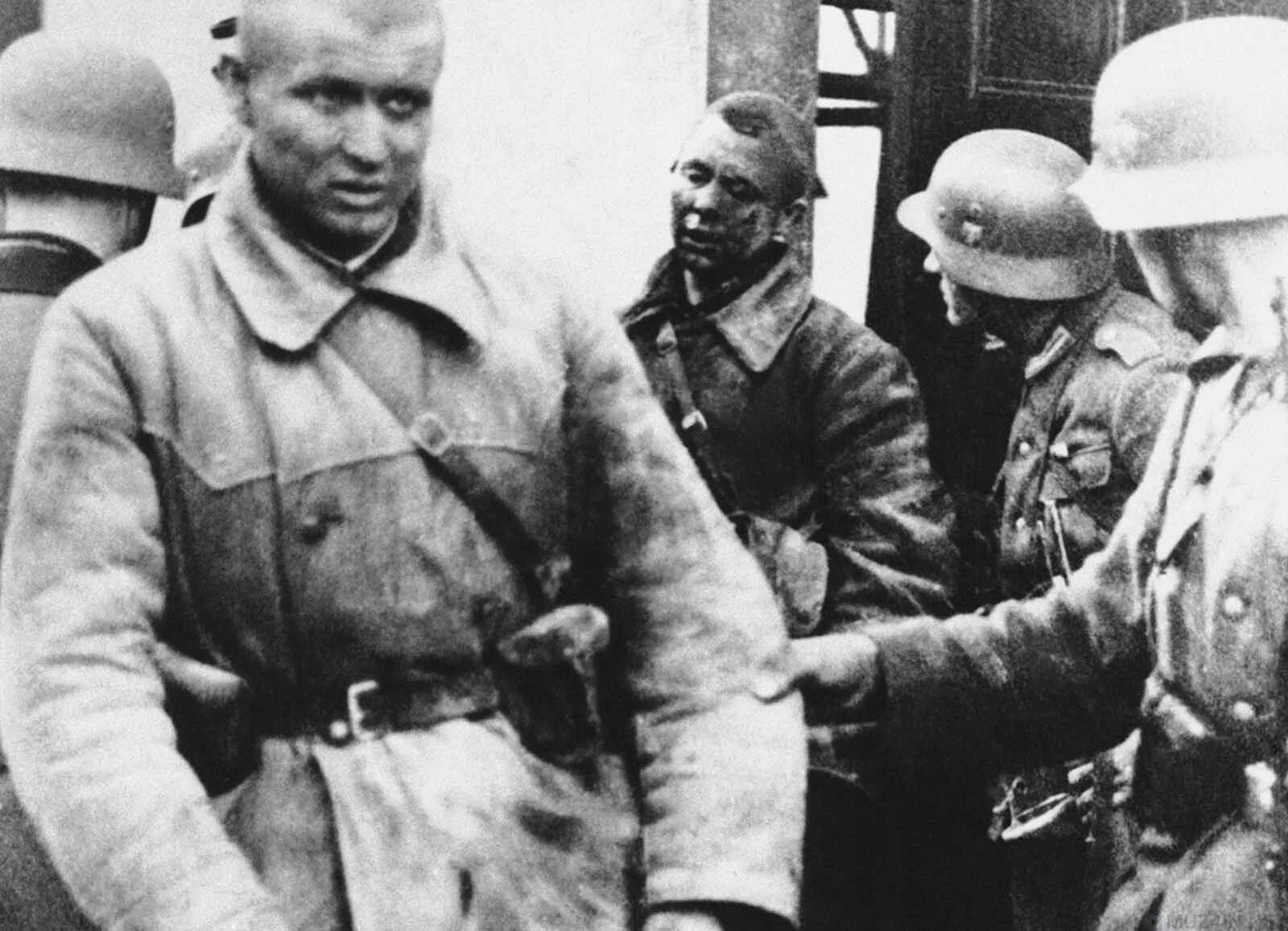 Операция барбаросса лето 1941. Германские войска вторгаются на территорию ссср. Операция барбаросса лето 1941. Барбаросса 1941. Барбаросса 1941.