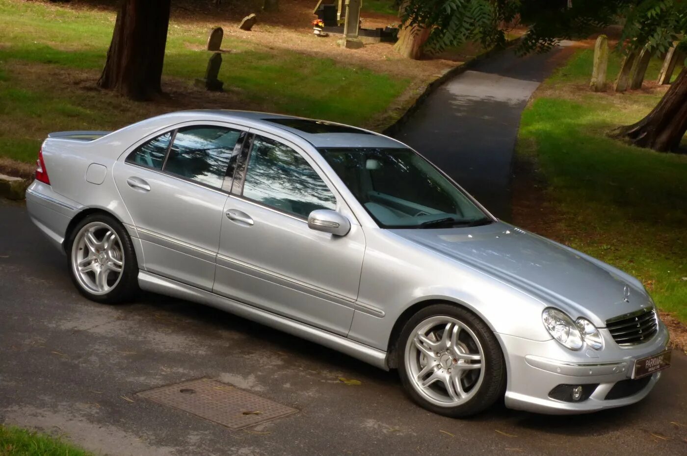 Mercedes-benz w203. R c 55. Mercedes w203 55 amg. Картриджные тормозные колодки shimano. Mercedes-benz c55 amg w203.