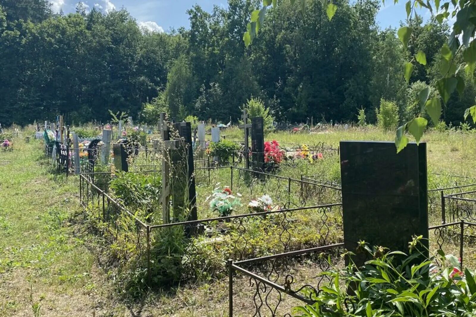 Южное кладбище южное уфа. Северное кладбище уфа. Бывшие кладбища уфы. Башкирия кладбище. Бывшие кладбища уфы.