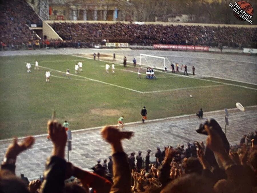 Стадион 1985