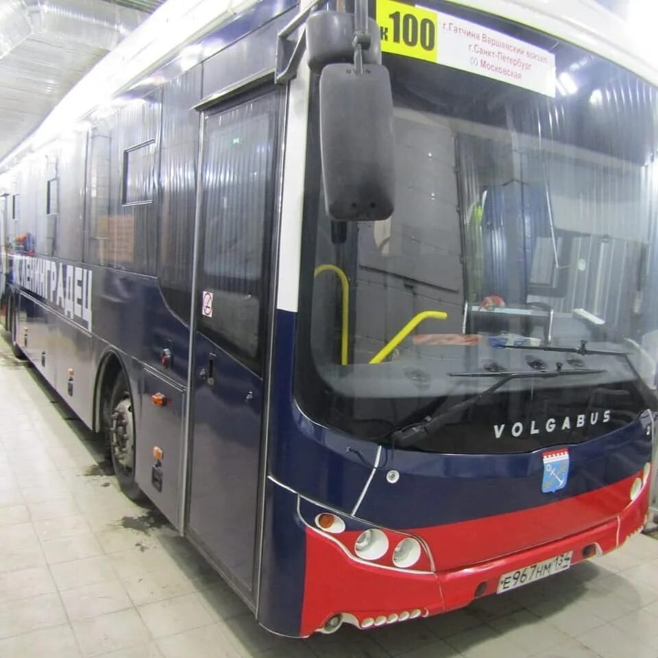 К 18 гатчина маршрут. Спб-гатчина маршрутки. Лиаз 5256 в гатчине. Гатчина московская автобус 100. К 100 автобус гатчина.